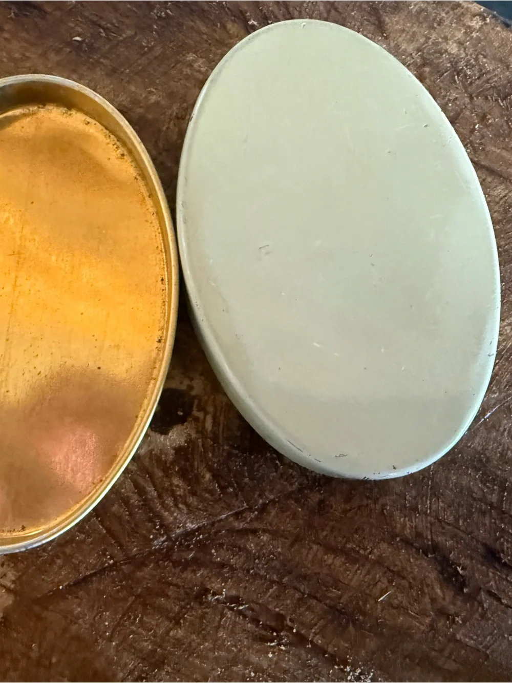 Coca-Cola Lady Oval Tin Pin — Pink and Gold Accents - Picture 8 of 10